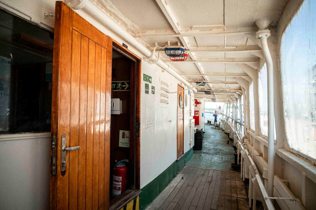 'Tijat' isplovio na probnu vožnju zbog certifikata: Župan Jelić prvi put na kultnom brodu