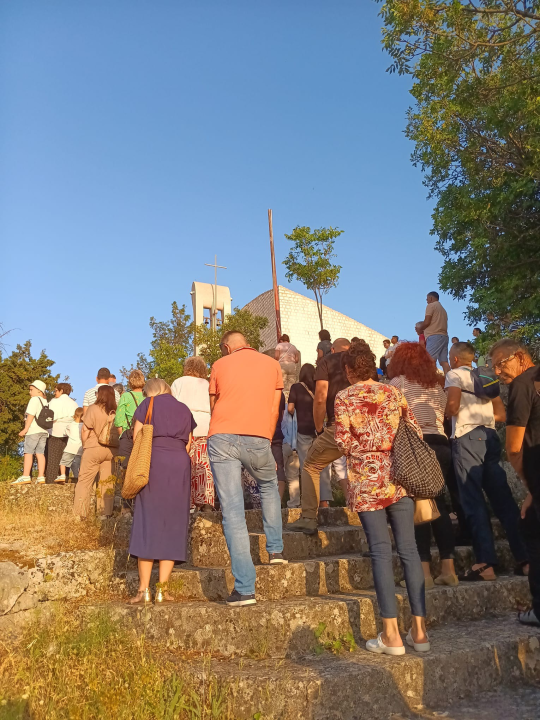 Od župne crkve do Okita: Održano Duhovsko bdijenje u Vodicama