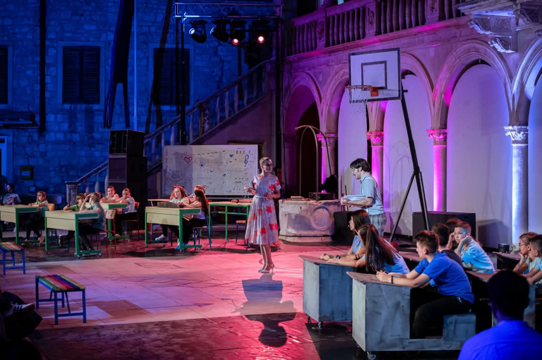 Održana generalna proba: Svečano otvaranje 65. MDF-a u Šibeniku uz mjuzikl, vatromet i feštu do ranih jutarnjih sati