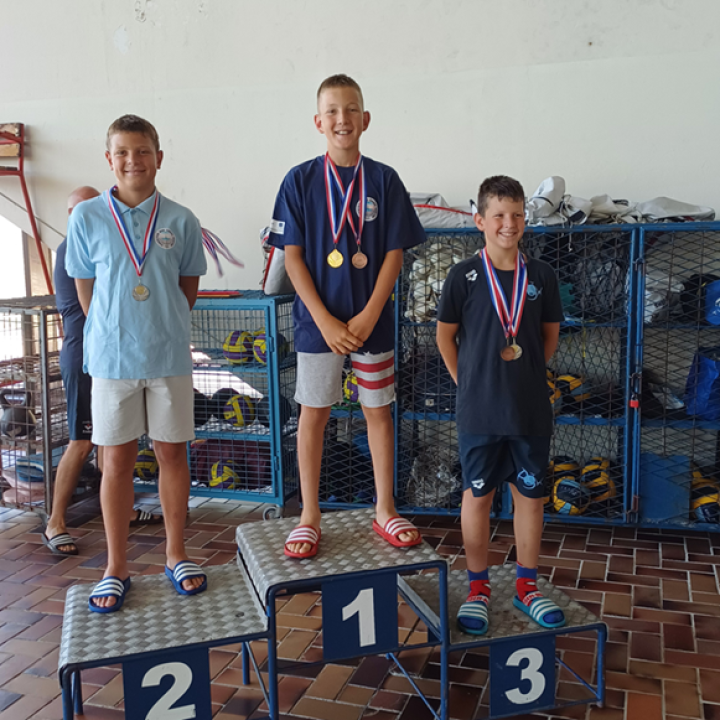 FOTO Mladi plivači Mora skupljali medalje na Regionalnom prvenstvu, Džepina ih uzeo šest u šest nastupa