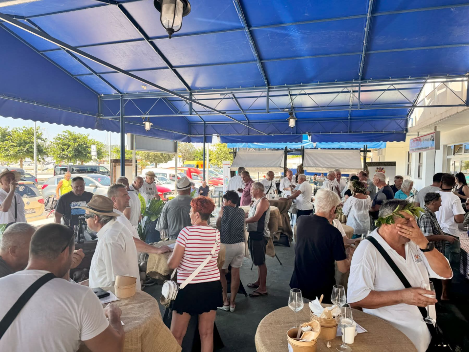 Pirovac oduševio prvom Marendom: Domaći okusi, tradicija i sjajna atmosfera