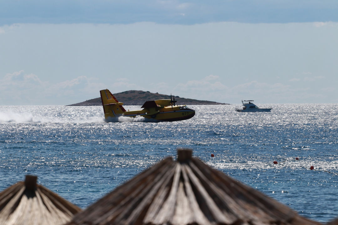 Gašenje požara kod Primoštena pokazalo svu moć zračnih snaga
