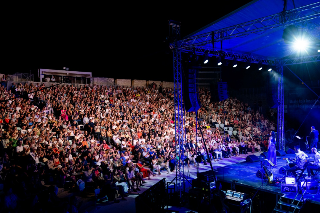 Šibenik je dva dana disao kroz stihove, note i crteže
