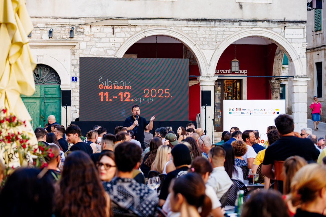 Šibenik je dva dana disao kroz stihove, note i crteže