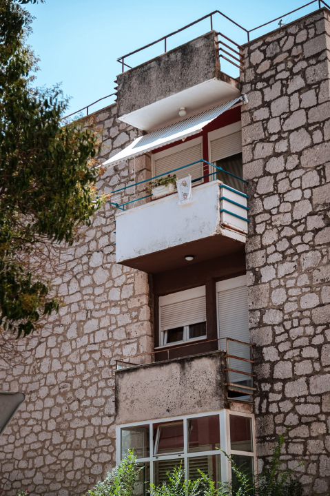 Baldekin 2 i 3: Simbol šibenskog duha, spoj sporta, obrazovanja i sjećanja