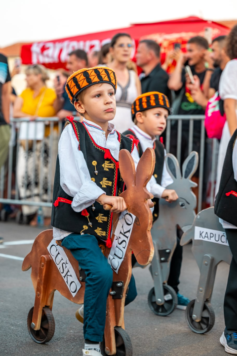 Održane 58. magareće trke u Tribunju