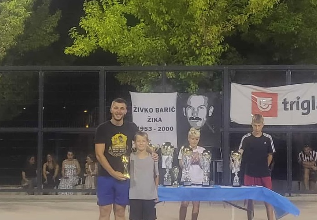 FOTO Vrtnom centru Dubrava skradinski memorijal na male branke