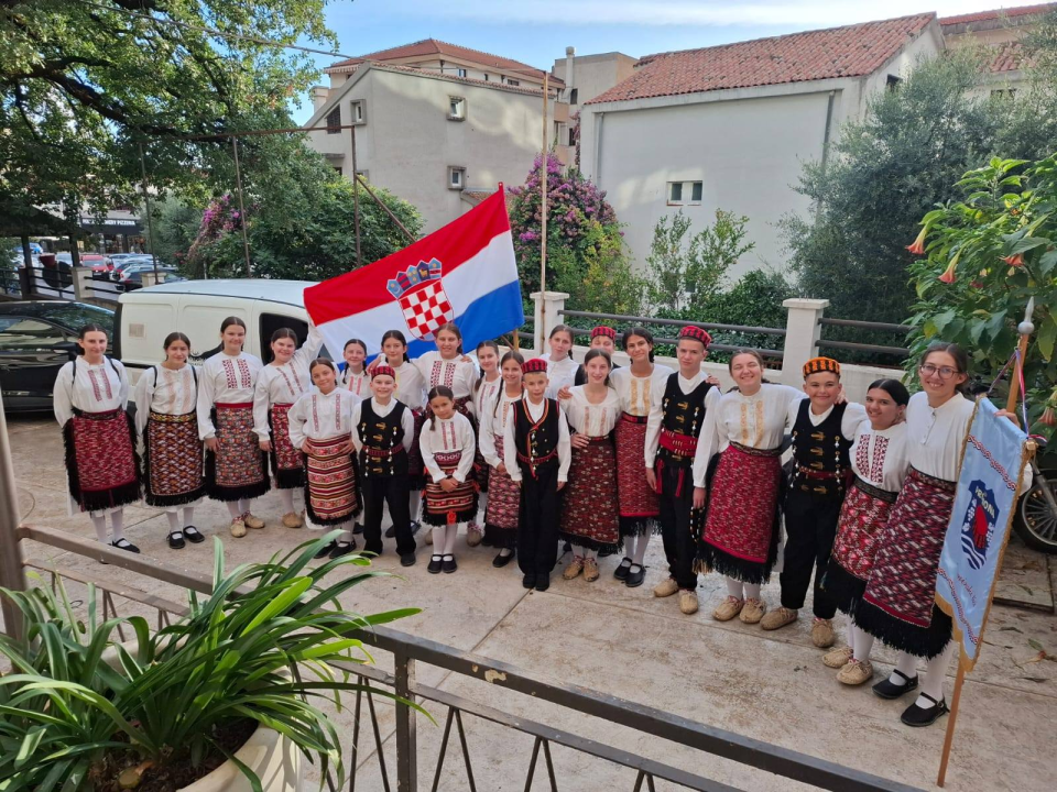 Prominski Tići oduševili na Međunarodnom festivalu u Budvi