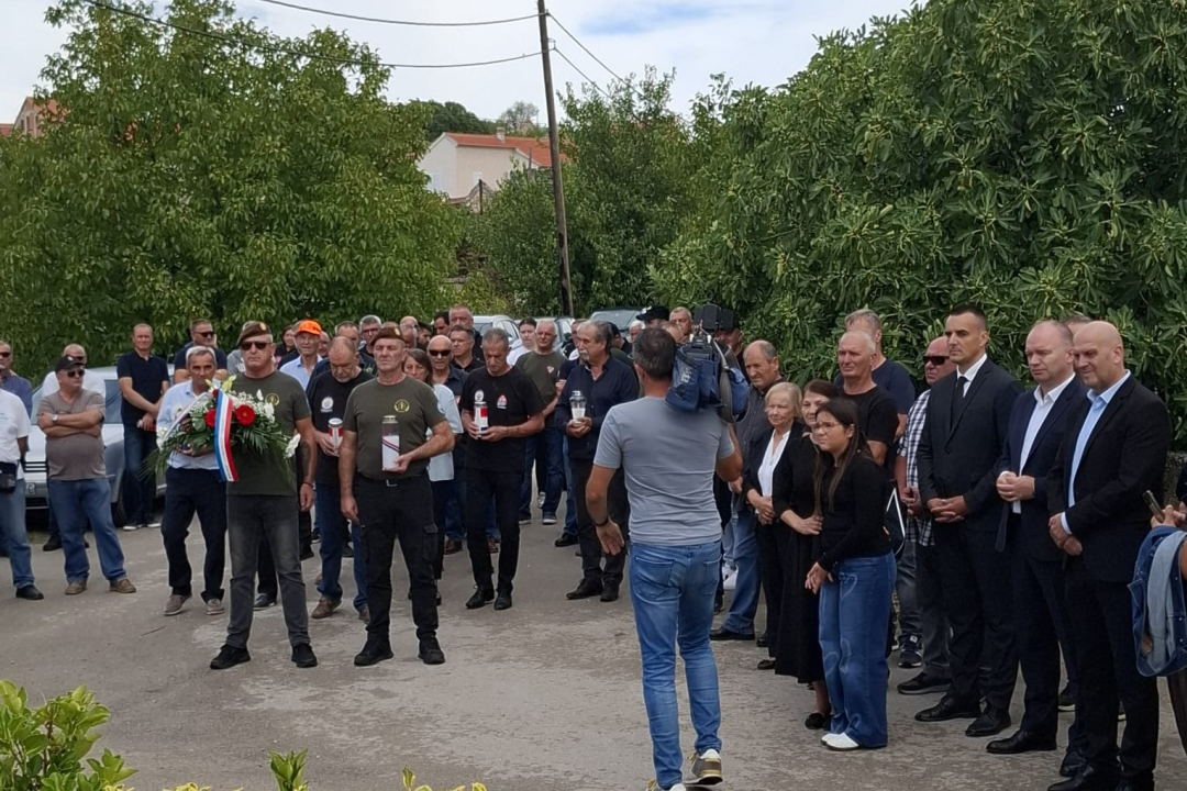 Polaganje vijenaca u Velikoj Glavi