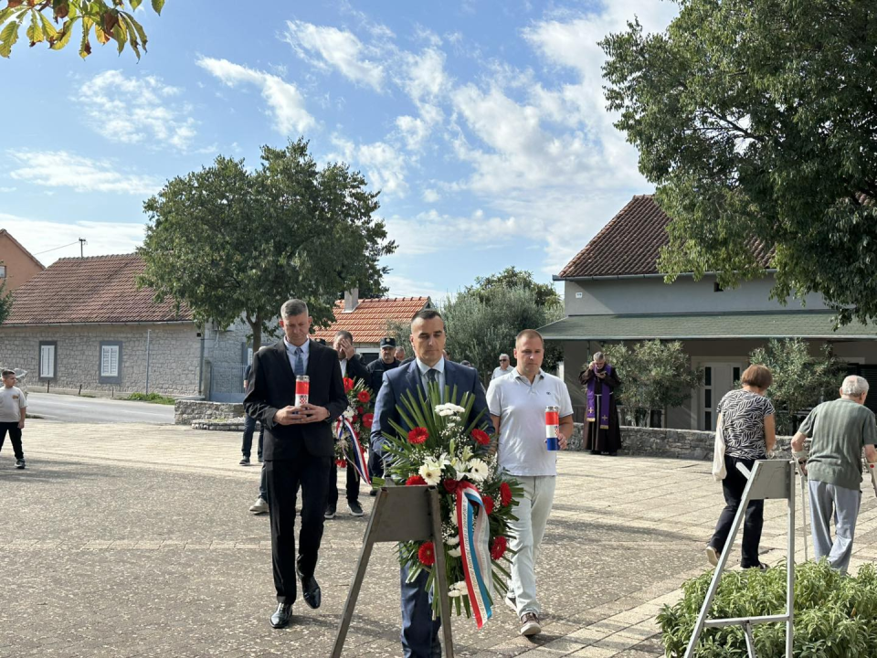 U Puljanima i Oklaju odana počast prvim žrtvama na drniškom području 