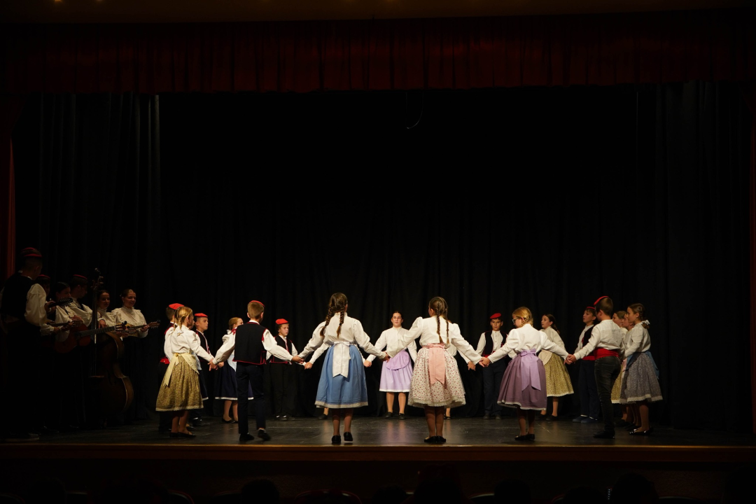  Održan 7. Festival dječjeg folklornog stvaralaštva u Vodicama