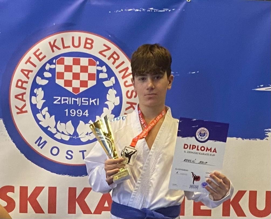 FOTO Karatašima Okita 28 medalja i drugo mjesto ekipno u Mostaru