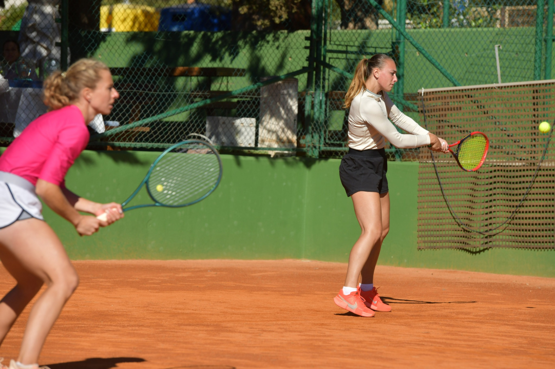 FOTO Ana Konjuh u nedjeljnom finalu Šibenika, u parovima titula češko-slovačkoj kombinaciji