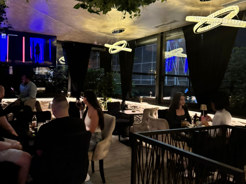 FOTO Nino Mrčela plus Mozart jednako ludi provod!