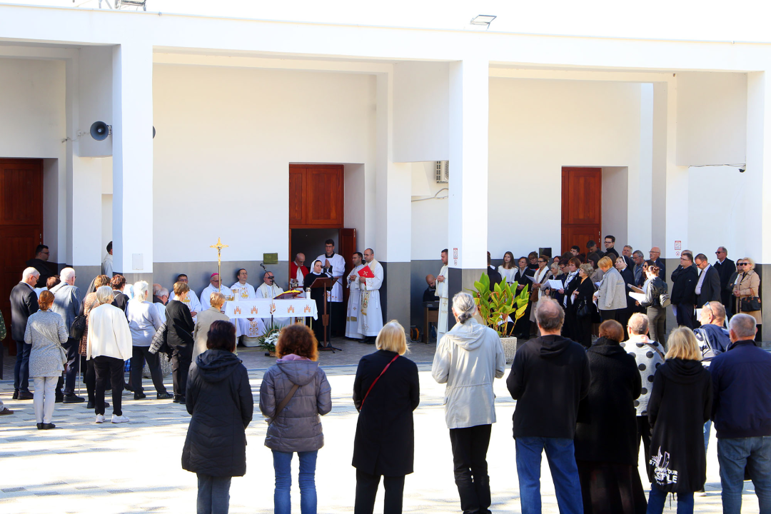 Biskup Tomislav Rogić predvodio misu na Kvanju