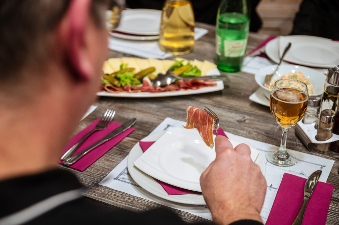FOTO Uživajte u blagdanskim domjencima restorana Penkala–Trstenik uz tradiciju, toplinu i vrhunska jela 