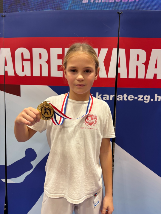 FOTO Osam medalja za Karate klub Okit u Samoboru, slijedi Svjetska liga mladih u Veneciji