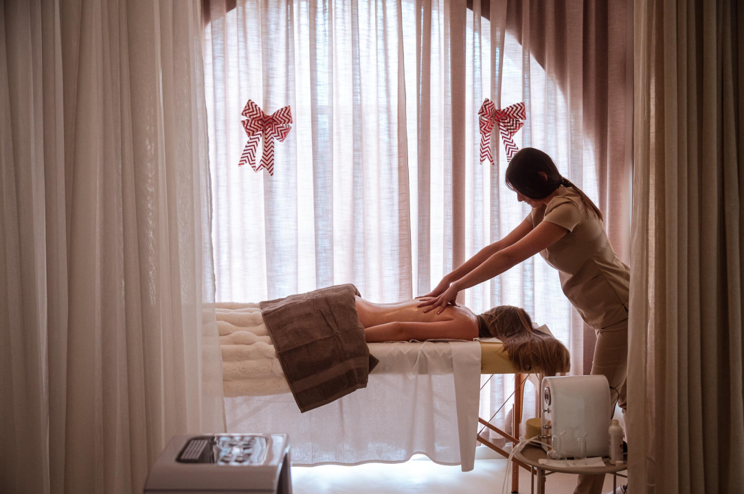 FOTO Kad svakodnevni stres postane previše, novootvoreni šibenski salon Aura Harmony ima rješenje!