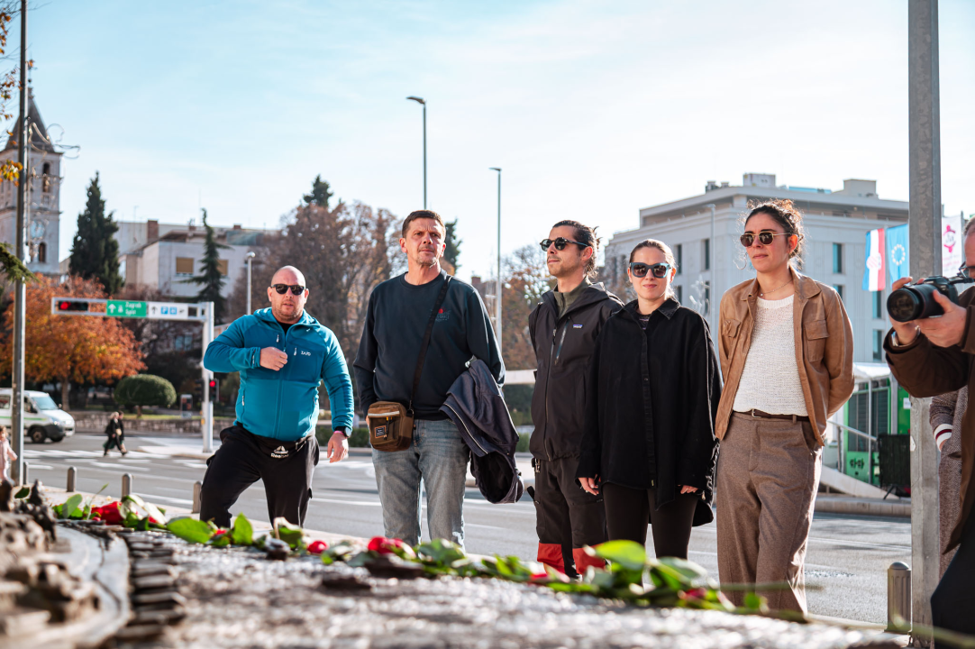 18 ruža za 18 ubijenih žena: 'Snažni javni pritisci manipulacijama poručuju ženama da im je pokornost prirodna'