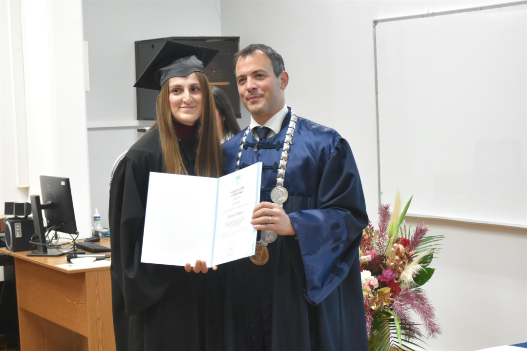 Promocija 76 prvostupnika i dodjela Dekanovih nagrada održana šibenskom Veleučilištu