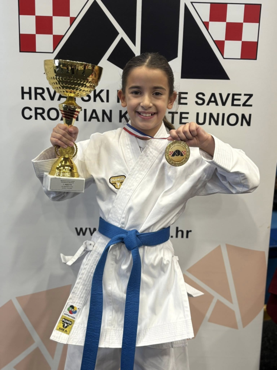 FOTO Karatašice Okita prvakinje Hrvatske u katama, Tonina Marić prva i pojedinačno, osvojena i bronca