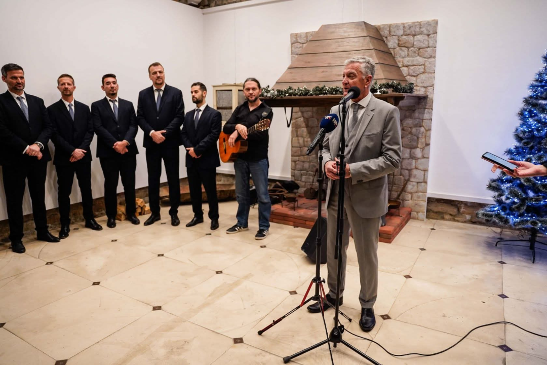 Andrej Plenković iznenada stigao u Šibenik na božićno-novogodišnji prijam Burića i Rakića