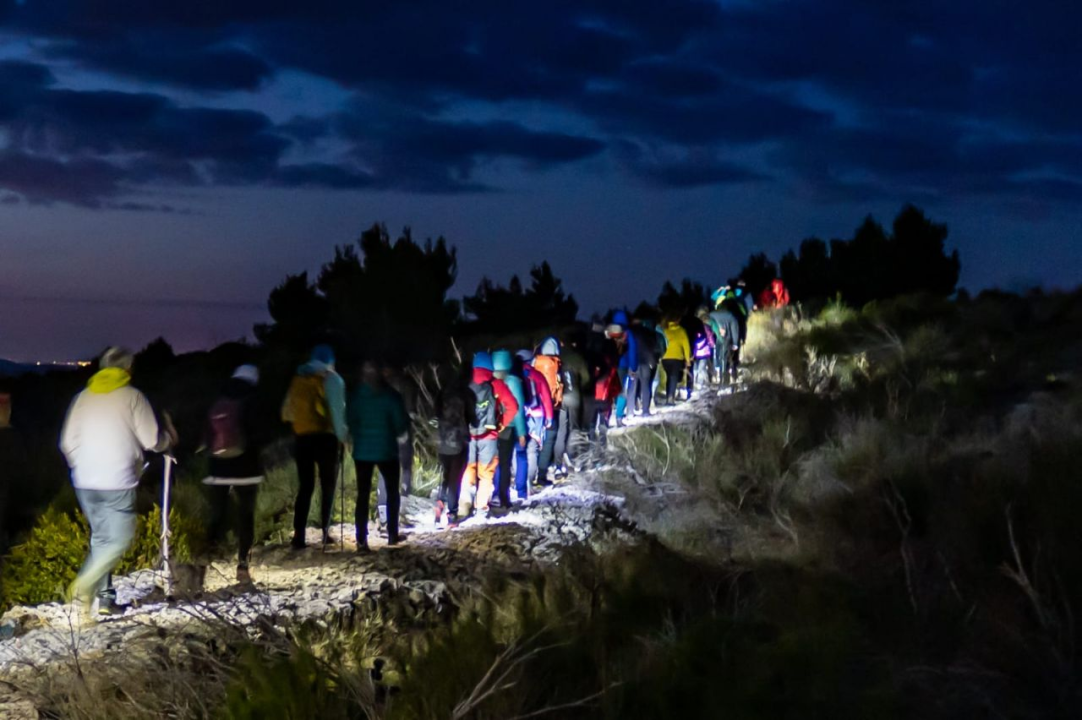 'Mihovilci' okupili zaljubljenike u planinarenje i prirodu na 'Noćnom piketavanju'