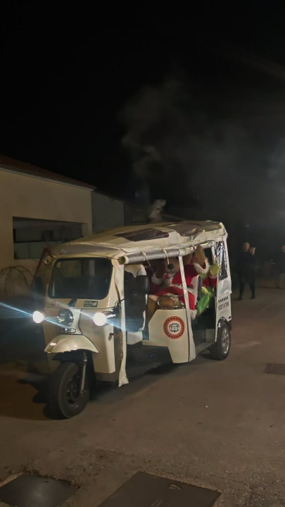 Škola u Lozovcu i ove je godine pripremila pravu božićnu čaroliju za djecu