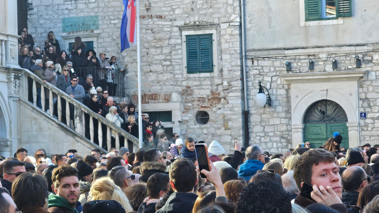 Šibenski glazbenici okupili mnoštvo ispred Katedrale na Stipanje