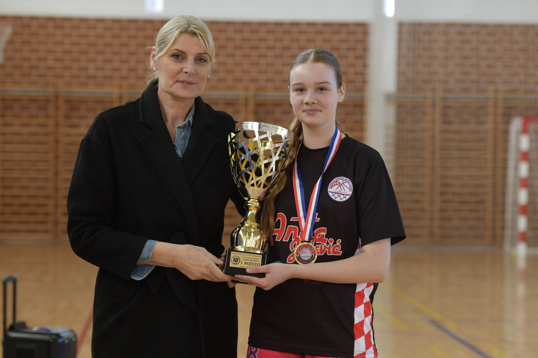FOTO Košarkaška akademija Anđa Jelavić deset godina rada proslavila međunarodnim turnirom
