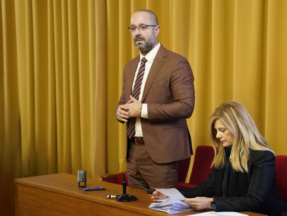 Grad Šibenik podijelio 50 stipendija: Studenti i Danijel Mileta potpisali ugovore u Gradskoj vijećnici