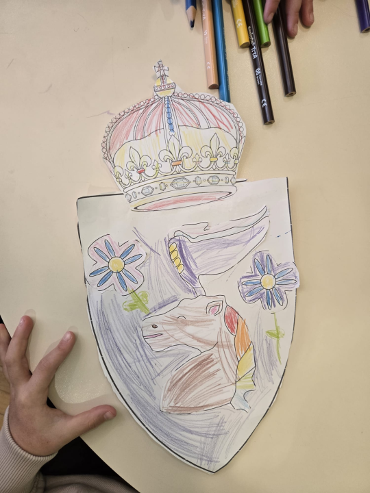 Mali Primoštenci stvarali svoje grbove na radionici kustosice šibenskog Muzeja