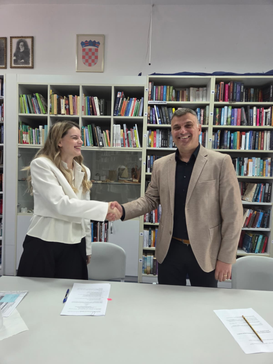 FOTO Održana početna konferencija projekta 'Unaprjeđenje Narodne knjižnice i čitaonice Murter'