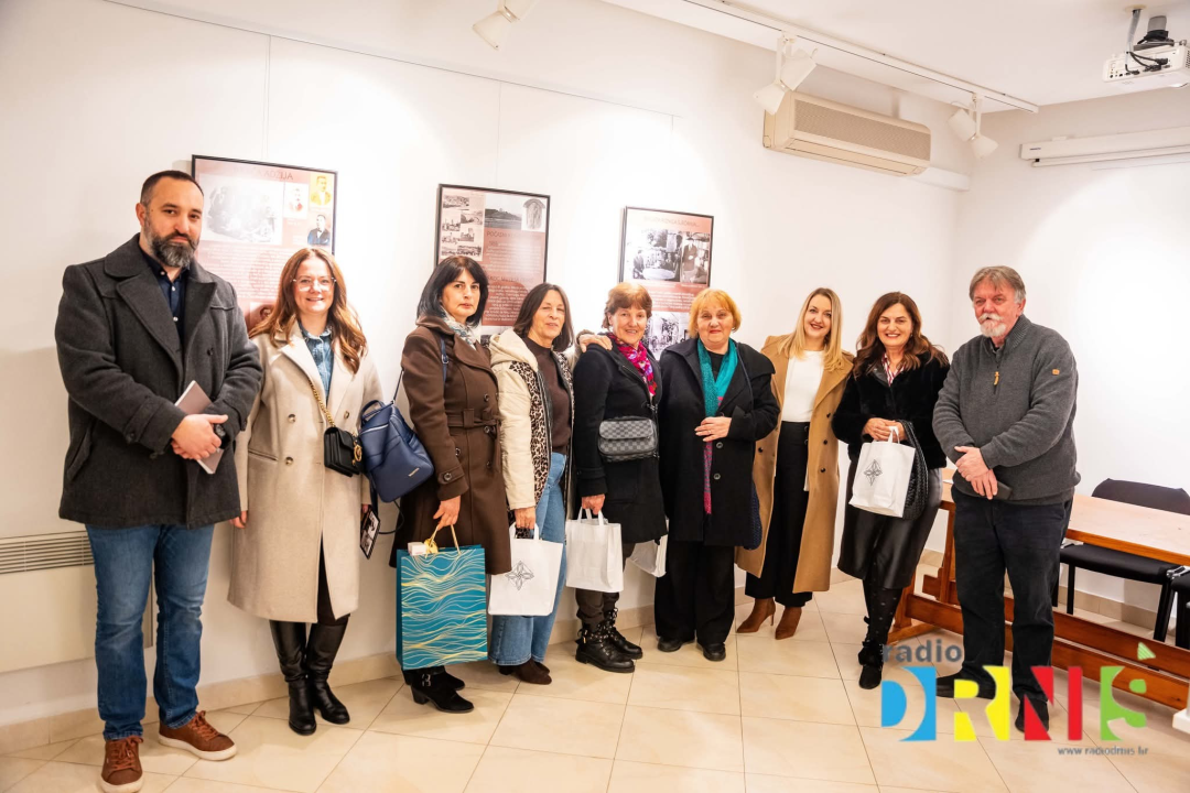 Drniš slavio kulturu i tradiciju uz slatki miris domaćih pita