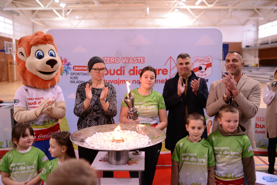 OŠ Murterski škoji ugostila edukativno-sportski program 'Zero waste'