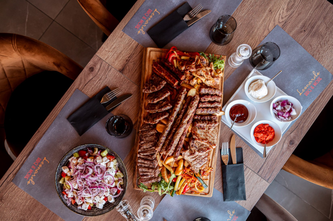 FOTO Savršeni recept za Valentinovo: Leonardo BBQ & more, slasna spiza i vi!