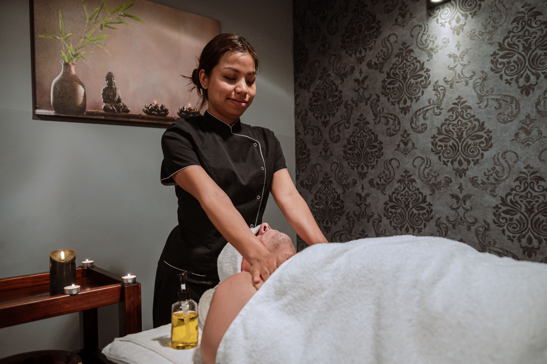 FOTO Kako reći 'volim te'? Uz valentinovo popuste Asian Massage Studija na masaže i darovne kartice 