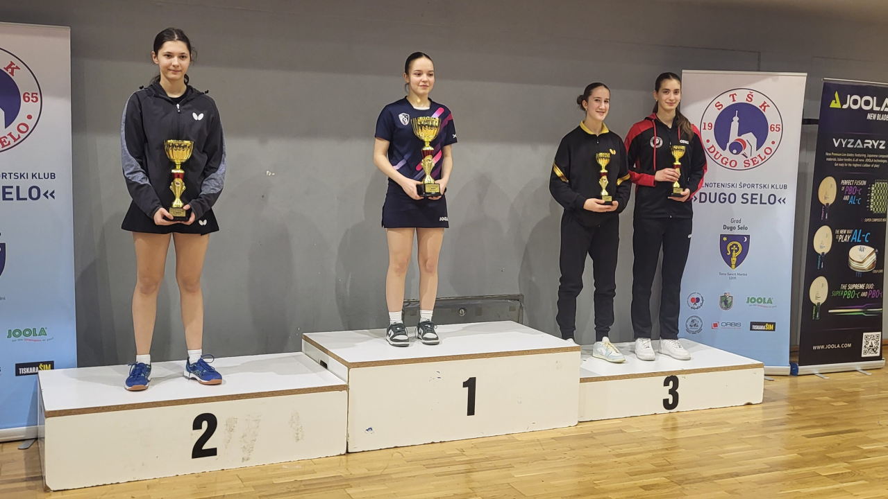 FOTO Novi uspjeh šibenskih stolnotenisačica: Bljaić i K. Mandić brončane na memorijalu