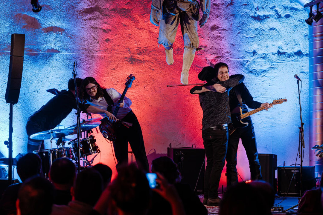 Šibenski trio Mantes predstavio svoj prvi album 'Šapat'