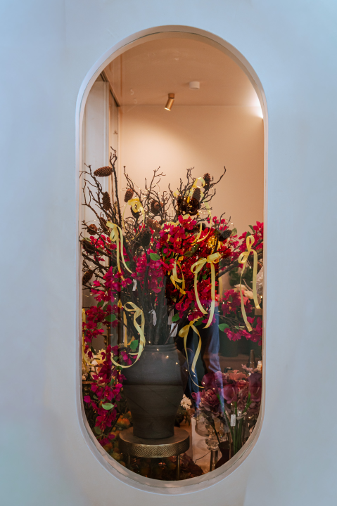 FOTO Šibenik dobio cvjetomat: Buketi iz cvjećarnice Viola dostupni 24 sata dnevno!