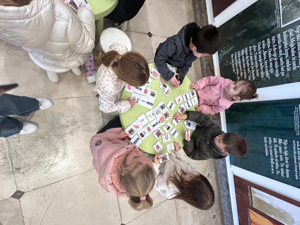 Šibenski mališani u Muzeju saznali kako su naši stari živjeli prije 100 godina