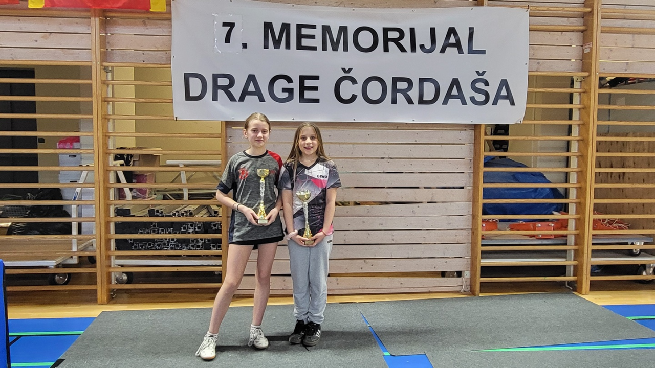 FOTO Dva druga mjesta za šibenske stolnotenisačice u Donjoj Stubici