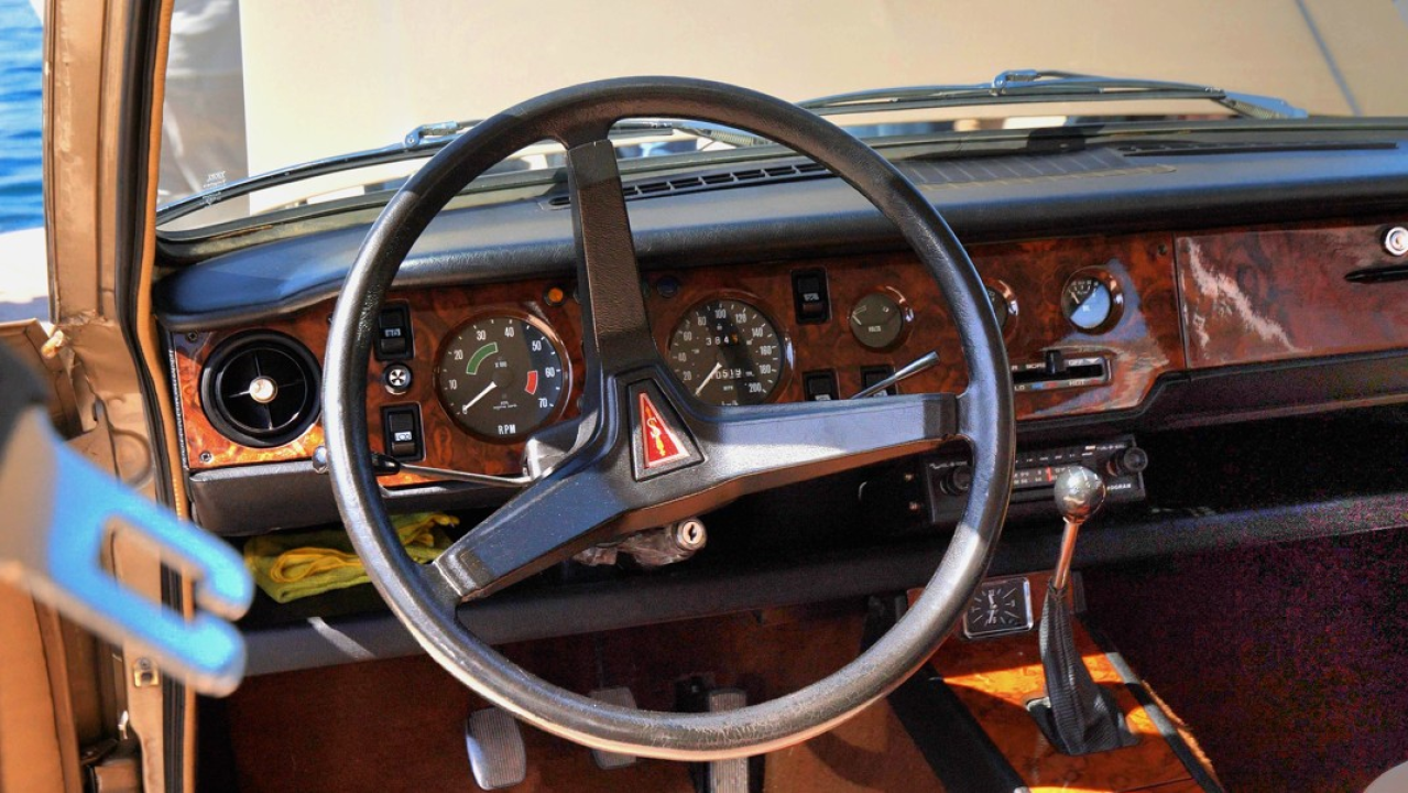 Uskrsni susret oldtimera u Šibeniku