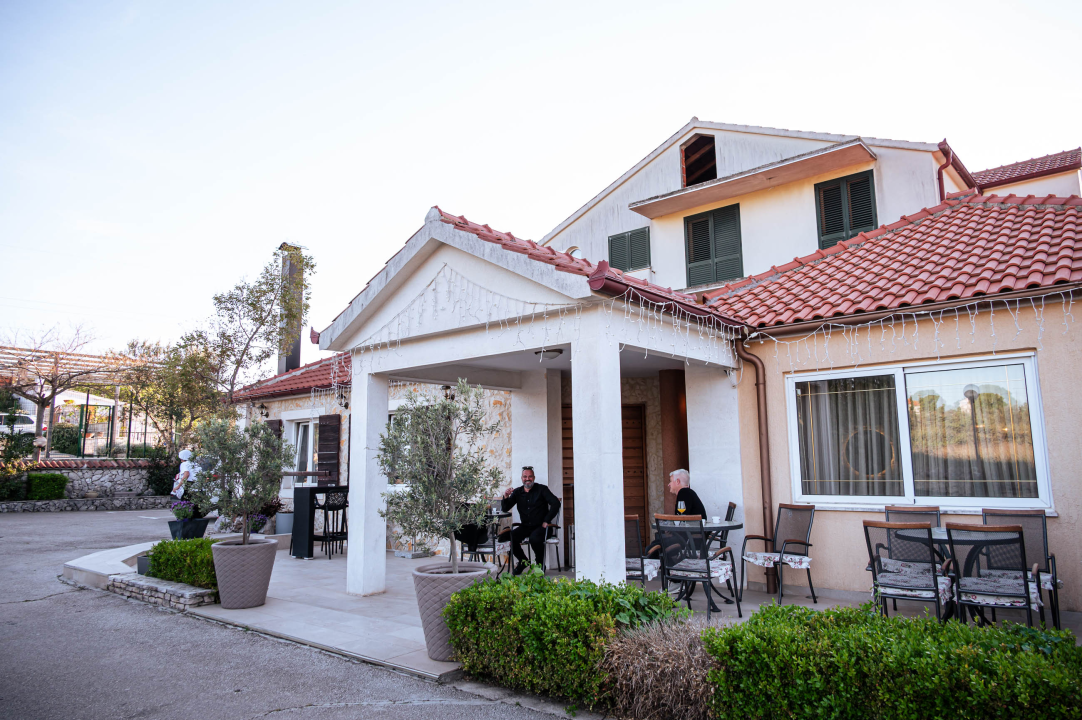 FOTO Idealan izbor za vjenčanja i proslave: Konoba Bulin u Danilu zablistala u novom ruhu!