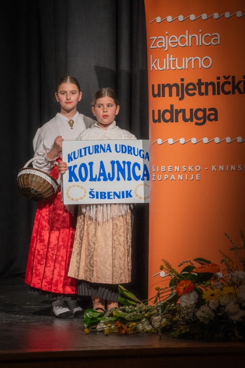 Raskoš županije predstavljat će KUU Zvona Zagore, KUD Zora i KUD Dinara