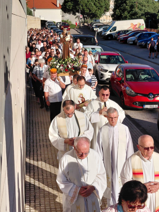 Proslava svetog Ante na Šubićevcu