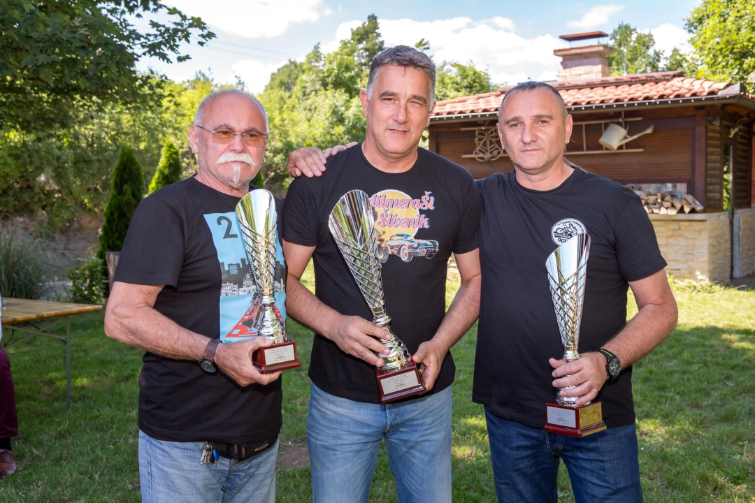 Kale zlatni, Morić srebrni, Bolanča brončani: Šibenčani briljirali na oldtimer rallyju