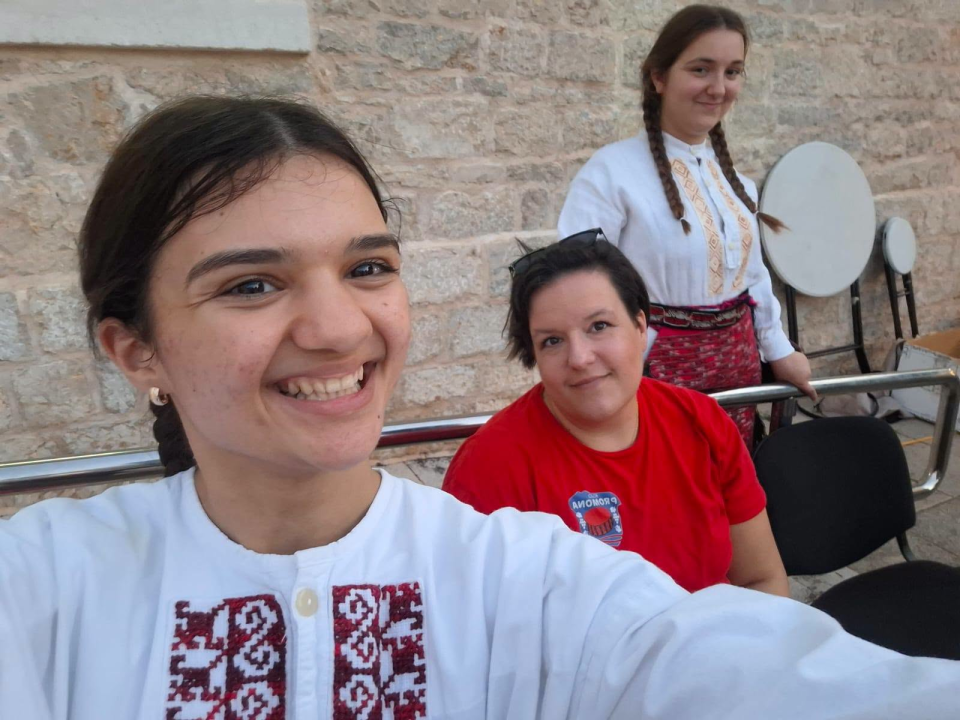 Održan 8. Prominski bronzin u Oklaju: Obilje dobre hrane, pjesme, smijeha i druženja