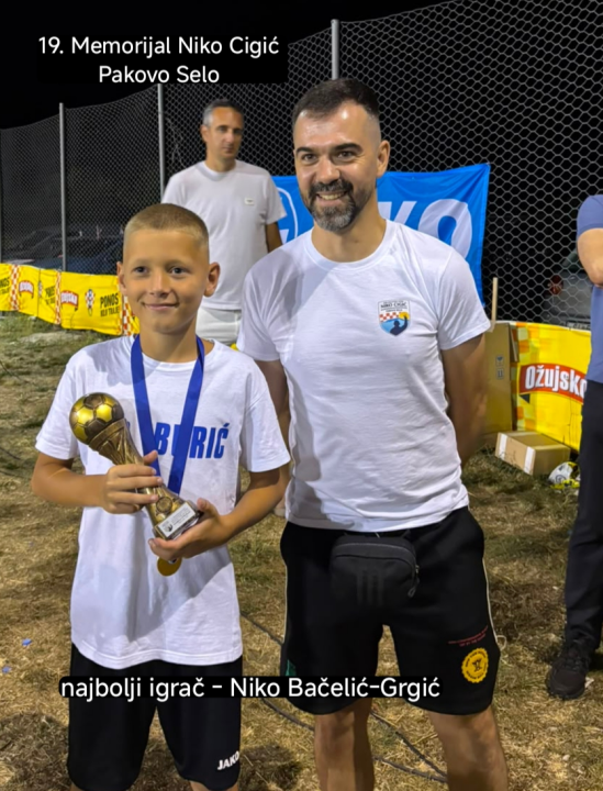 FOTO Goriš najbolji na turniru u Pakovu Selu, kod djece prvak OPG Burić
