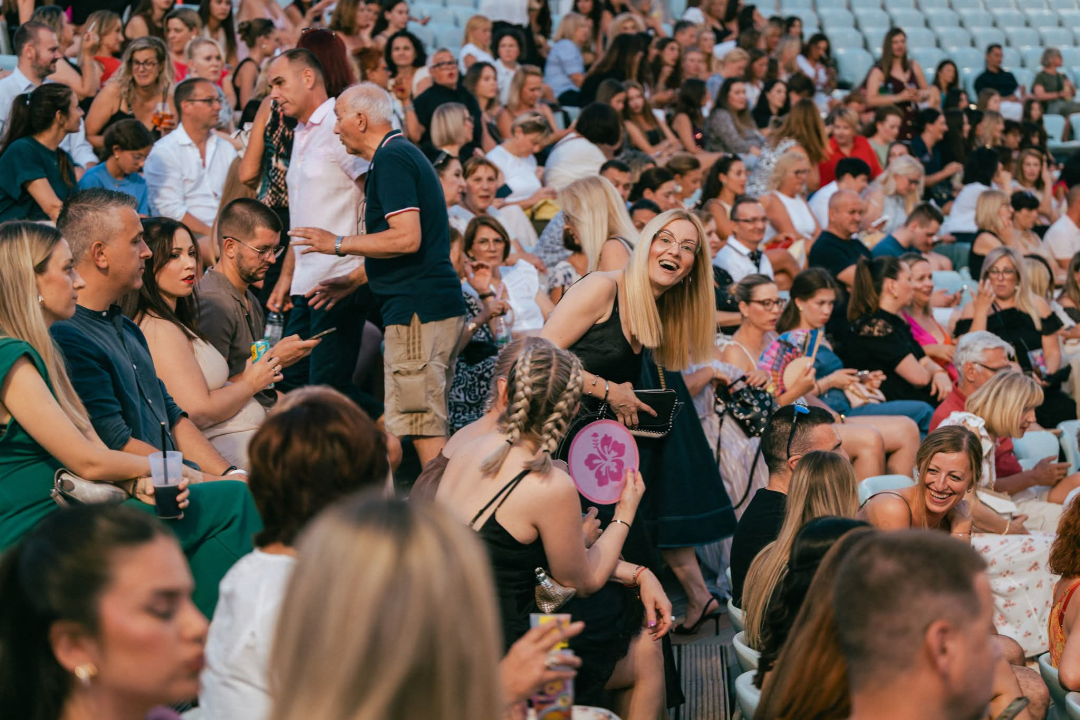 Jelena Rozga ostvarila veliku želju na šibenskom Mihovilu: 'Hvala vam do neba, ovo je čista magija'